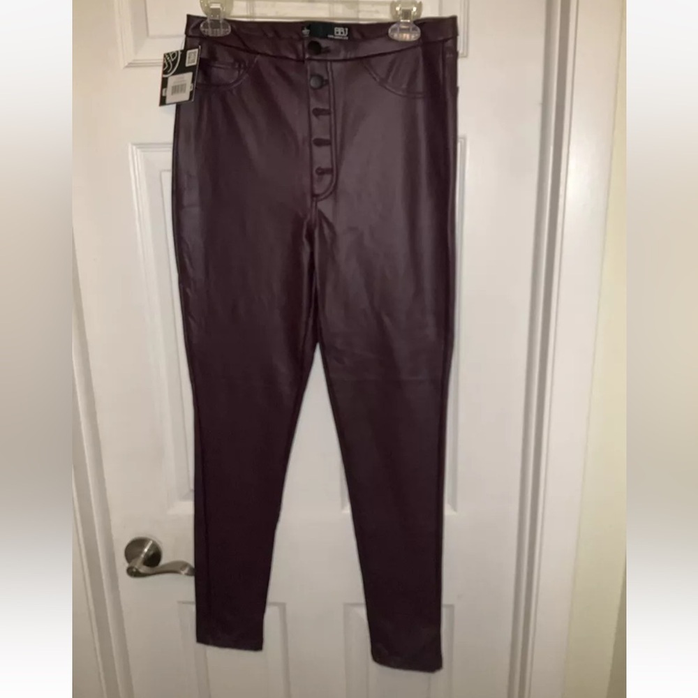 BBJ Los Angeles Faux Leather Stretch Skinny Jegging Pants Burgundy Size Large